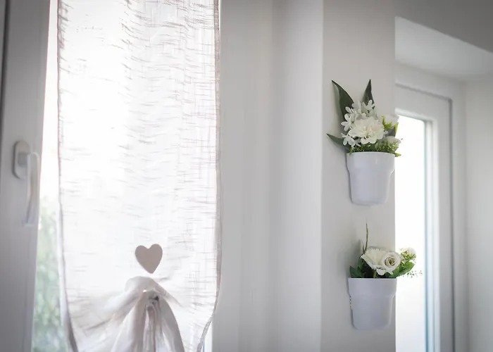 Romantic House *